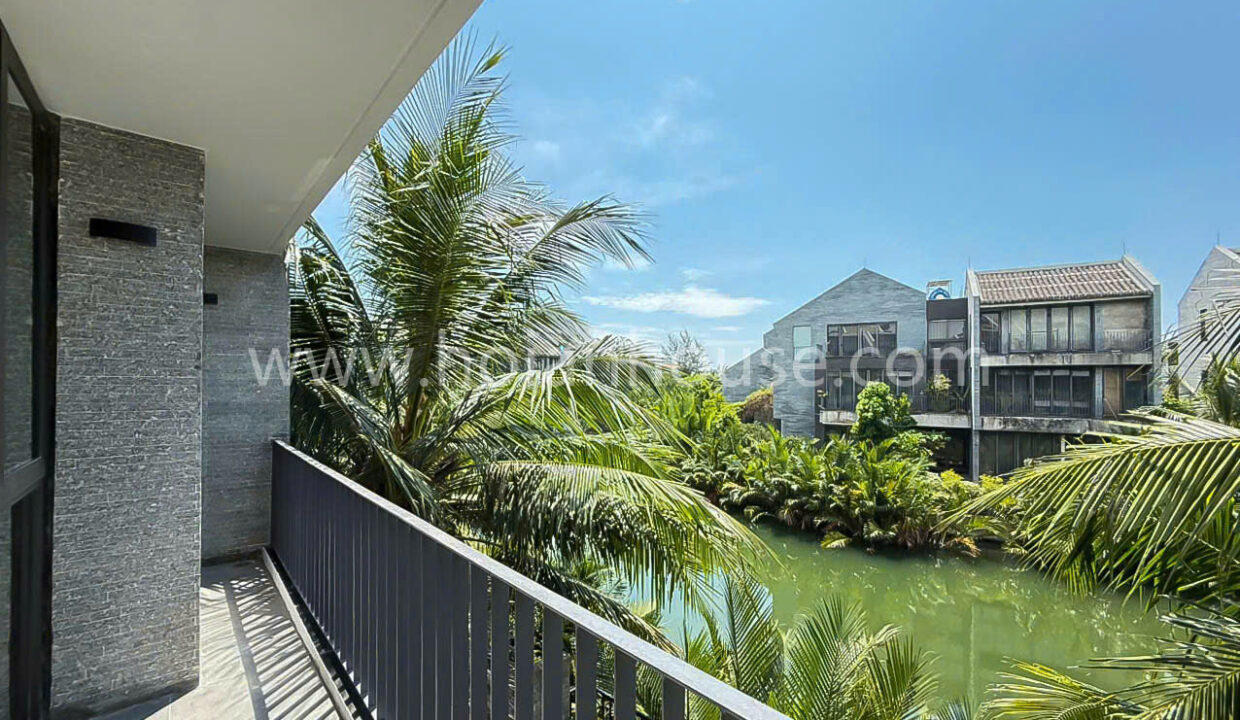 fa2de2abe8665d380477