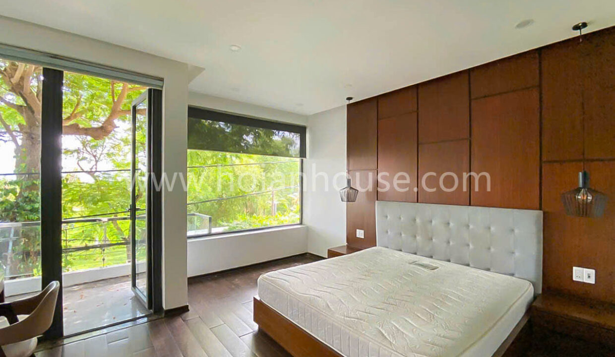 d332a4b58f8606d85f97